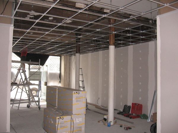 ossature metallique pour faux plafond en dalles